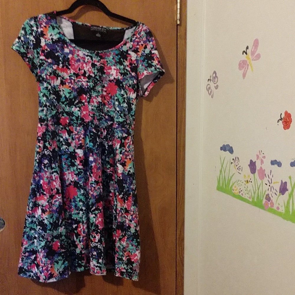 Scater Dress